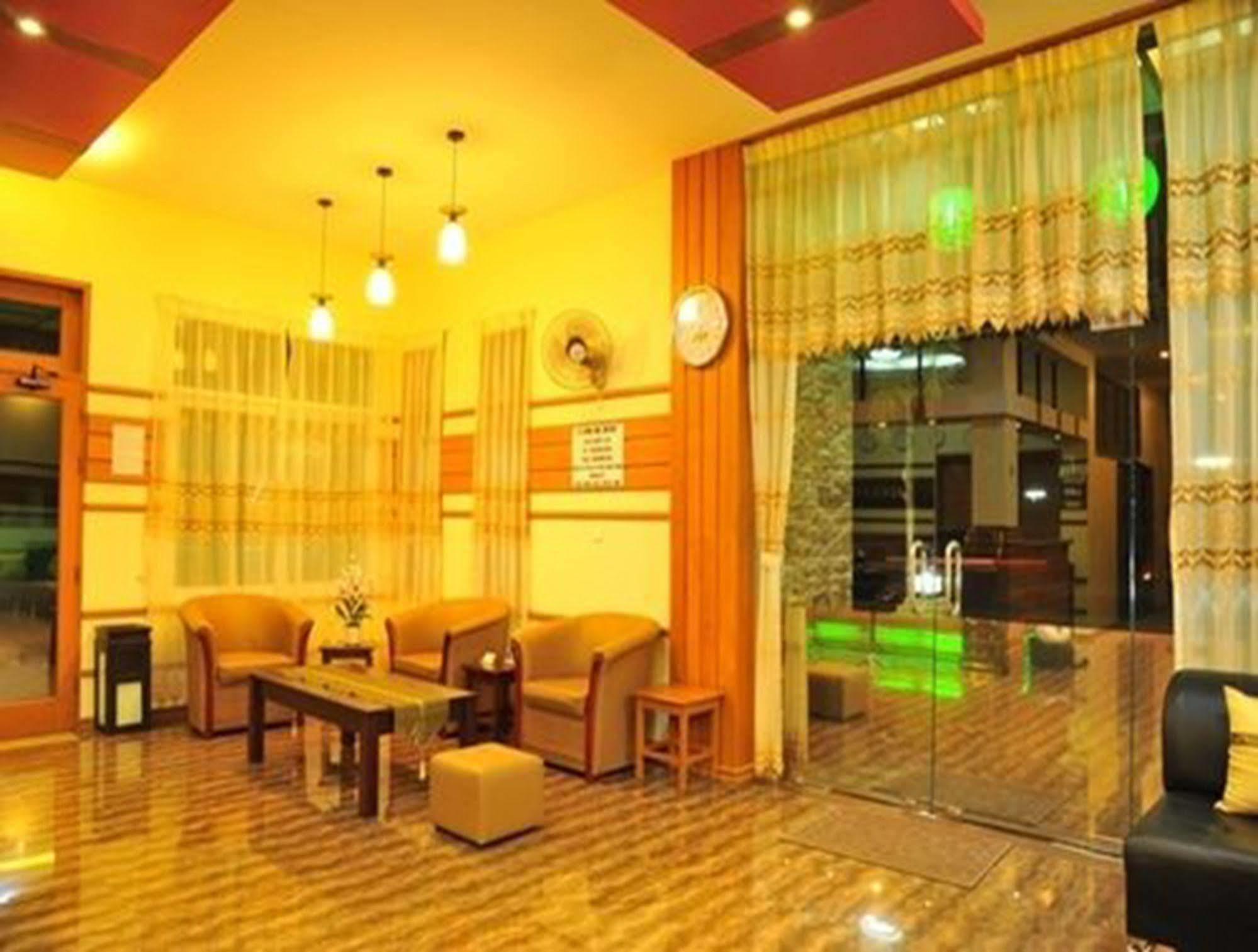 Royal Green Hotel Pyin Oo Lwin Exterior foto